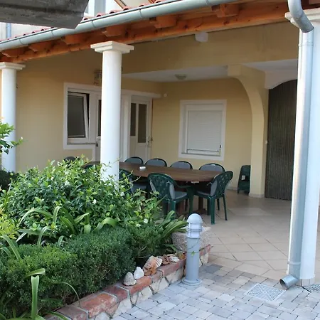 Apartment In Starigrad-Paklenica 6784 Стариград-Пакленица