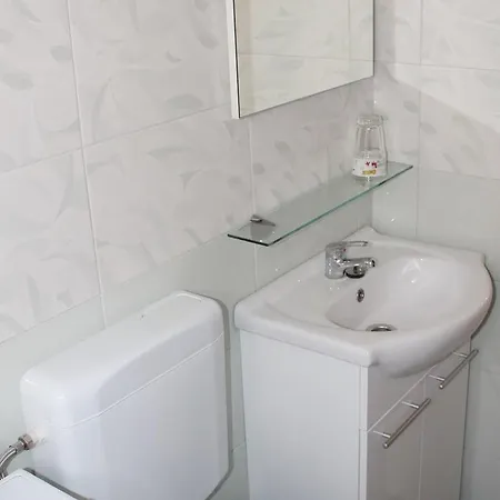 Apartment In Starigrad-Paklenica 6784 * Стариград-Пакленица