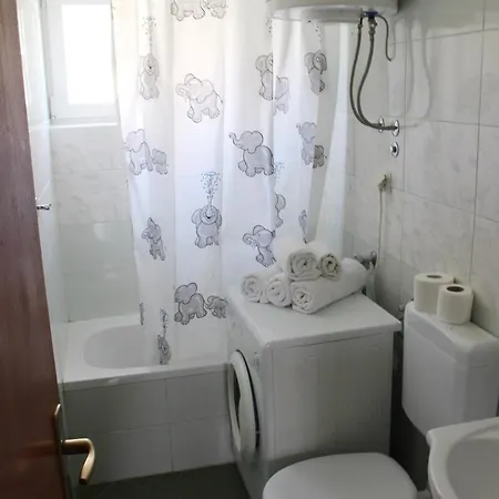 Apartment In Starigrad-Paklenica 6784 Апартаменты